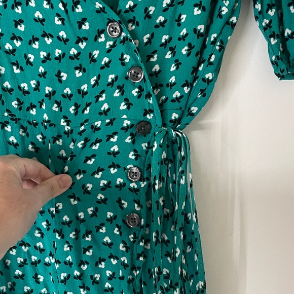 GAP Green Patterned Midi Wrap Dress - Picture 4 of 5